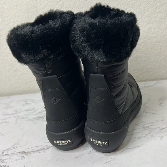 Sperry Black Winter Boots - Picture 5 of 10